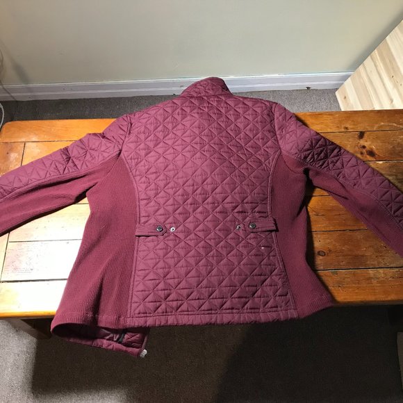 "Weatherproof" quited purple jacket - Picture 2 of 3